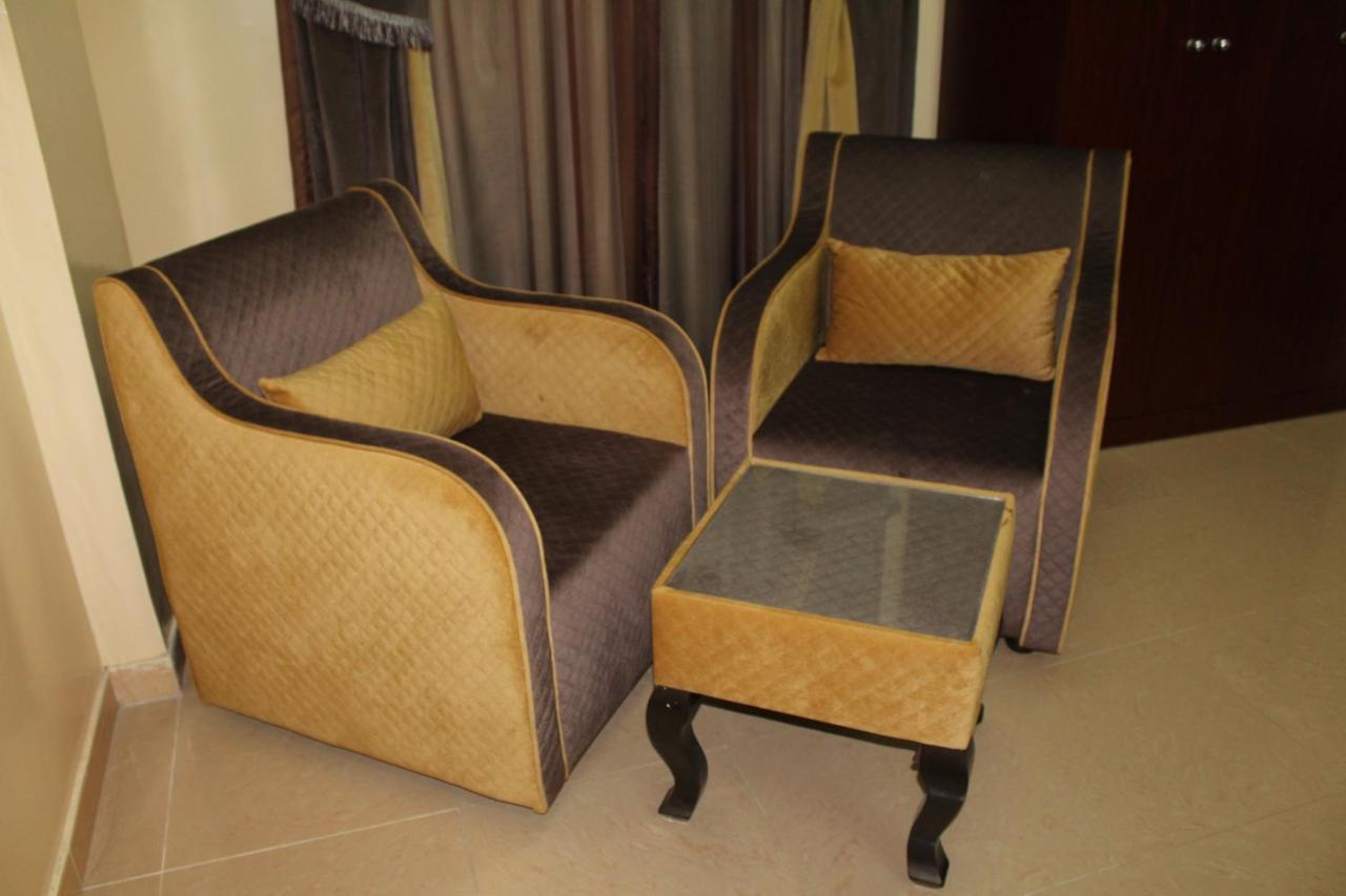 Al Aman Hotel Al Buraimi Exterior photo